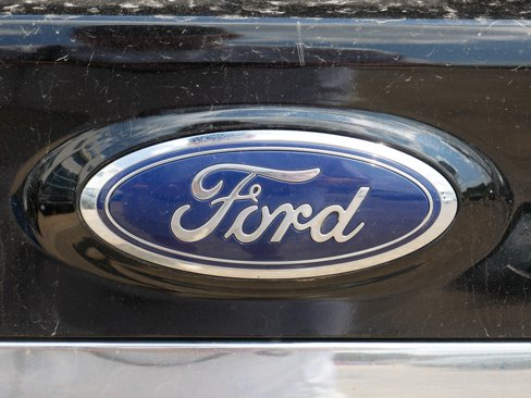 Used 2020 Ford Edge SE image 4