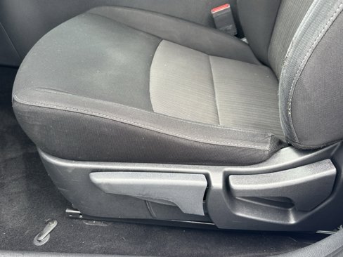 Used 2023 Nissan Sentra SV image 19