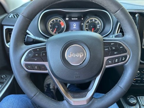 Used 2022 Jeep Cherokee Limited image 25