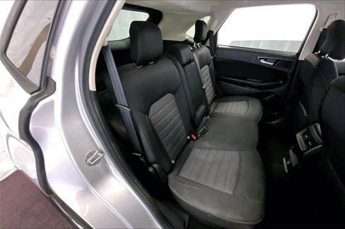 Used 2016 Ford Edge SE image 27
