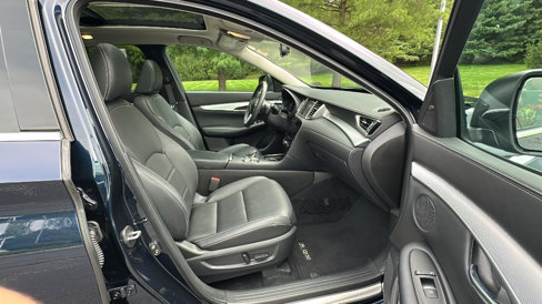 Certified 2019 INFINITI QX50 Luxe w/ Navigation Package image 25
