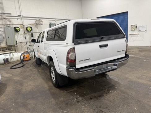 Used 2010 Toyota Tacoma 4x4 Access Cab image 4