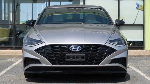 Used 2021 Hyundai Sonata SEL image 2