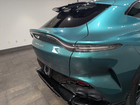 Used 2024 Aston Martin DBX 707 image 8