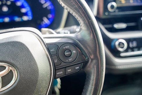 Used 2019 Toyota Corolla XSE image 12