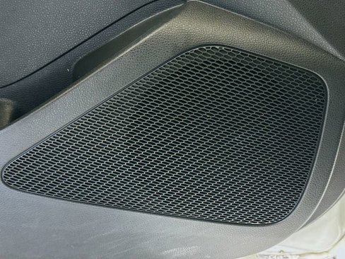 Used 2020 Toyota Corolla LE image 20