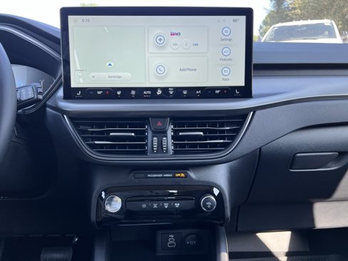 New 2025 Ford Escape SE image 24