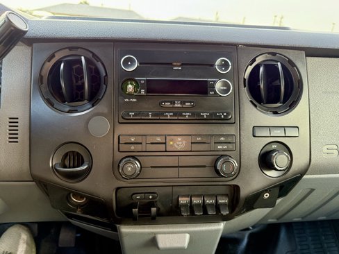 Used 2011 Ford F550 2WD Crew Cab Super Duty w/ PWR Equipment Group image 11