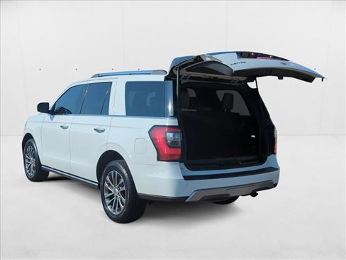 Used 2018 Ford Expedition Limited image 6
