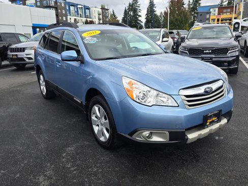Used 2011 Subaru Outback 2.5i Limited w/ PWR Moonroof Pkg image 8