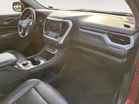Used 2023 GMC Acadia SLT image 10