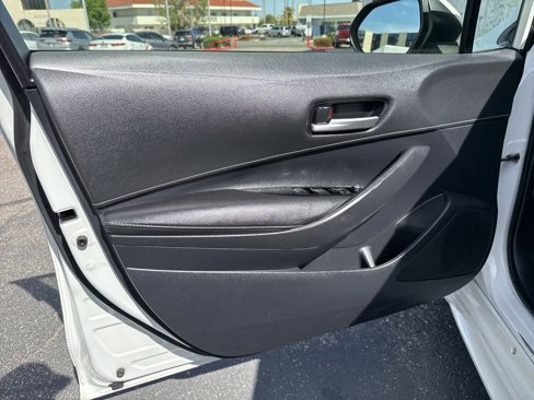 Used 2020 Toyota Corolla SE image 27