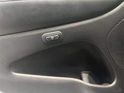 Used 2020 Jeep Grand Cherokee Limited image 19
