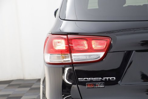Used 2016 Kia Sorento L image 28
