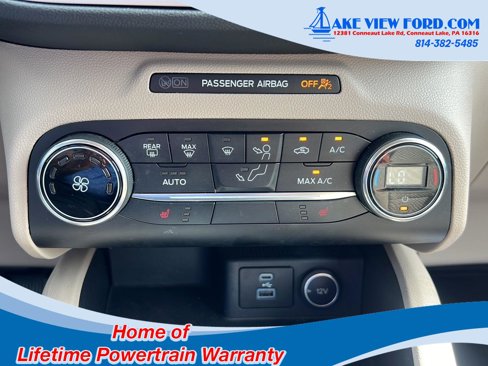 Used 2020 Ford Escape SE image 29