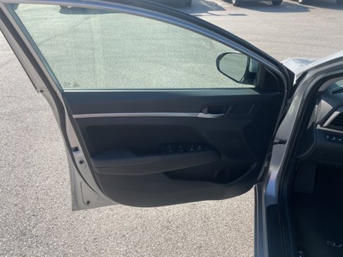 Used 2020 Hyundai Elantra SEL w/ Cargo Package (C1) image 18