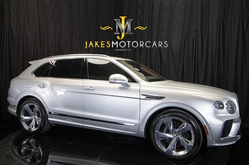 Used 2023 Bentley Bentayga Plug-In Hybrid image 20