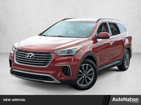 Used 2017 Hyundai Santa Fe SE image 1