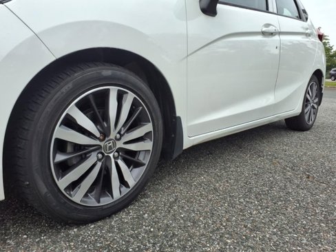 Used 2017 Honda Fit EX image 11
