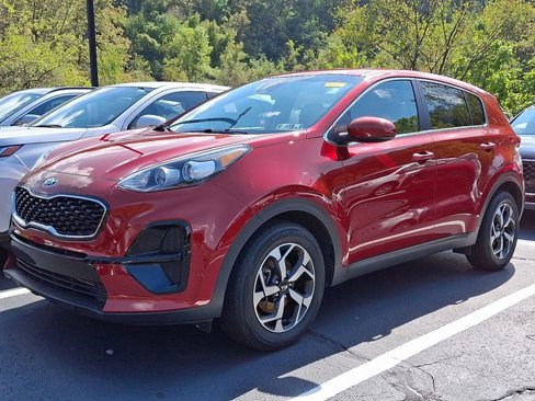 Used 2020 Kia Sportage LX image 3
