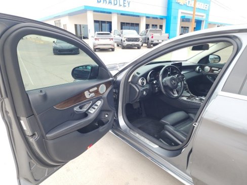 Used 2017 Mercedes-Benz C 300 4MATIC Sedan image 18