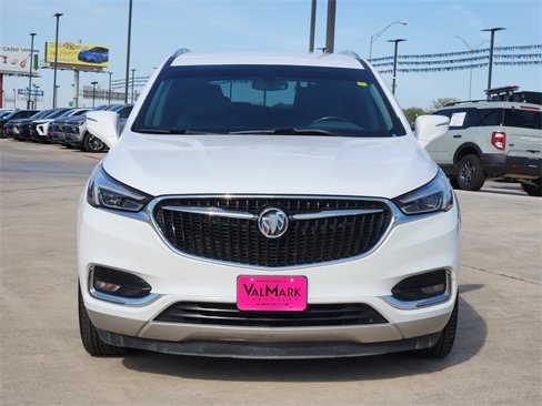 Used 2020 Buick Enclave Essence w/ Sound and Sites Package image 2