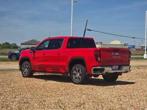 New 2024 GMC Sierra 1500 SLE image 4