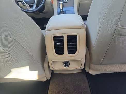 Used 2013 Ford Taurus SEL image 20