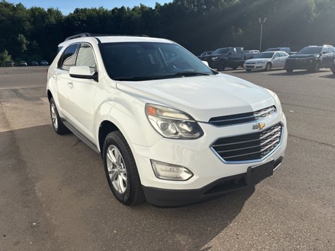 Used 2017 Chevrolet Equinox LT w/ Convenience Package image 3