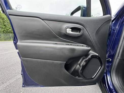 Certified 2020 Jeep Renegade Altitude image 26