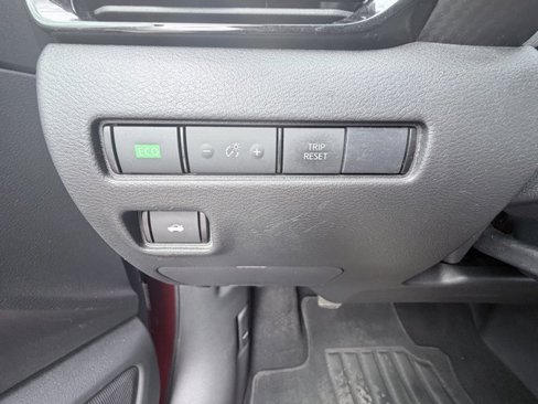 Used 2022 Nissan Sentra SV w/ Trunk Package image 20