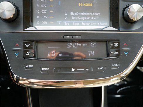 Used 2016 Toyota Avalon XLE Plus image 20