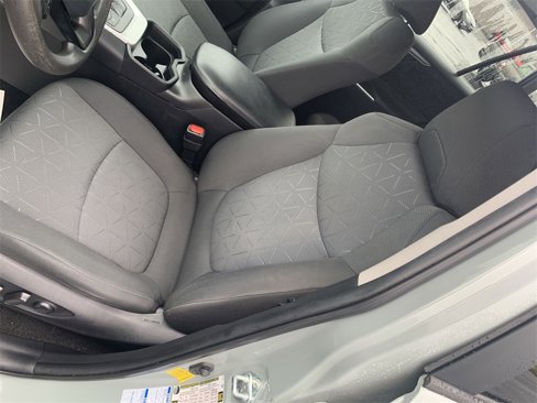 Used 2021 Toyota RAV4 XLE image 11