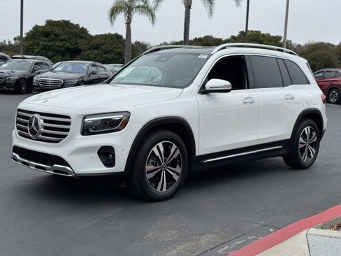 Certified 2025 Mercedes-Benz GLB 250 image 4