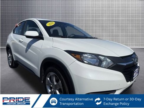 Used 2018 Honda HR-V LX image 8