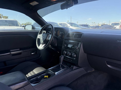 Used 2012 Dodge Challenger SXT image 23