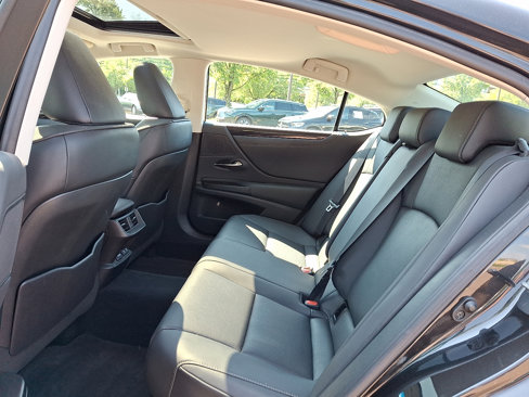 Used 2021 Lexus ES 250 w/ Premium Package image 10