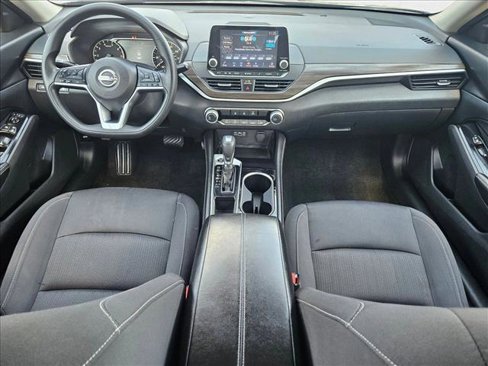 Used 2023 Nissan Altima 2.5 SV image 19