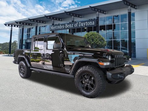 Used 2021 Jeep Gladiator Willys image 2