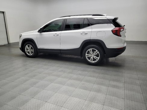 Used 2022 GMC Terrain SLE w/ Driver Convenience Package image 3