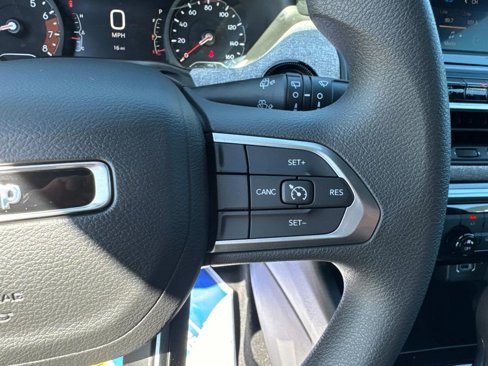 New 2025 Jeep Compass Sport image 17