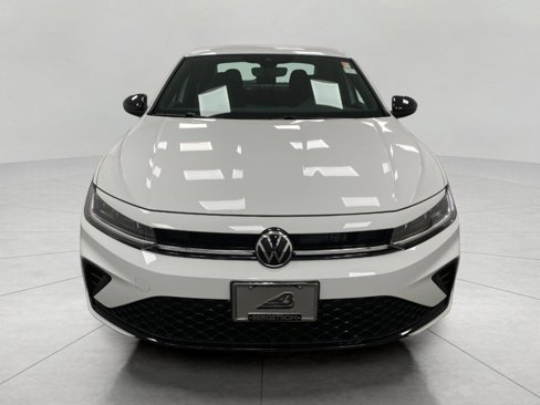 New 2025 Volkswagen Jetta Sport image 9