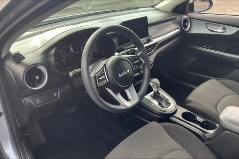 Used 2024 Kia Forte LXS image 13