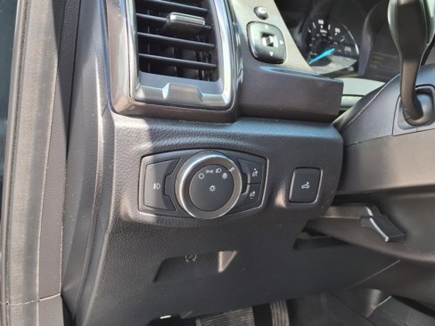 Used 2022 Ford Ranger Lariat w/ Equipment Group 501A High image 27