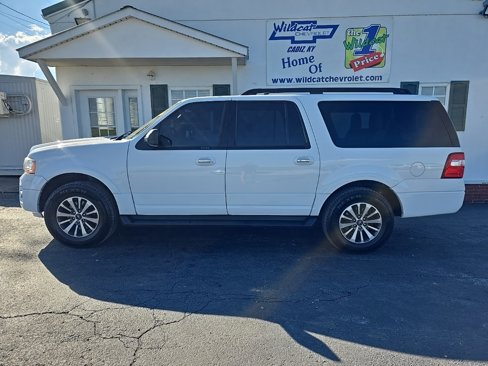 Used 2017 Ford Expedition EL XLT w/ Equipment Group 202A image 5