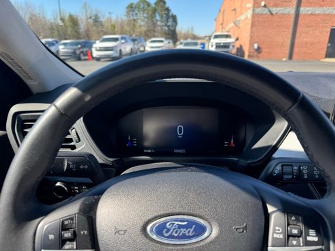 Used 2023 Ford Escape Active image 16
