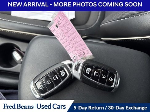 Used 2022 Hyundai Venue Limited w/ Cargo Package image 14