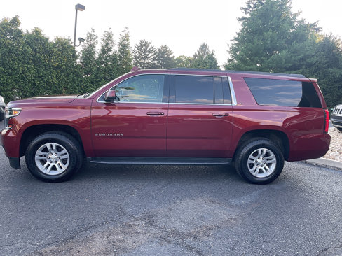 Used 2016 Chevrolet Suburban LT image 7