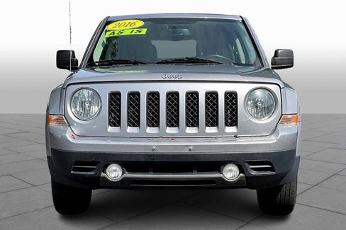 Used 2016 Jeep Patriot High Altitude image 3