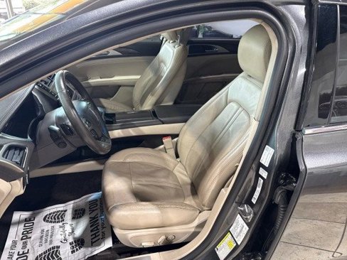 Used 2017 Lincoln MKZ Reserve w/ Technology Package image 19
